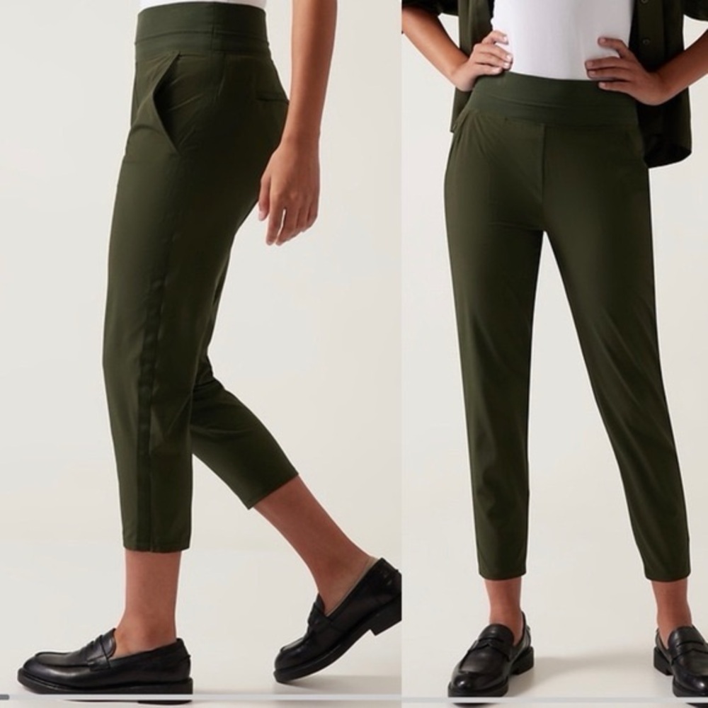Athleta Nikita slim Olive Green Cropped Pants